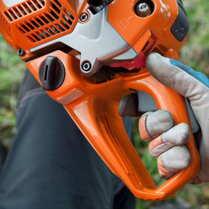 Tronçonneuse thermique Husqvarna 130 - coupe 35 cm, moteur 38 cm3