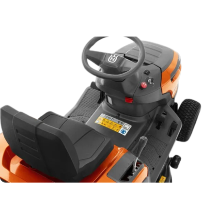 Tracteur tondeuse éjection arrière Husqvarna TC114 - coupe 95 cm Tracteur tondeuse éjection arrière Husqvarna TC114 - coupe 95 cm