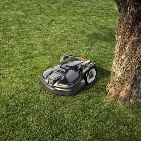 Robot tondeuse Automower Husqvarna 305 - Jusqu'à 600m² Robot tondeuse Automower Husqvarna 305 - Jusqu'à 600m²