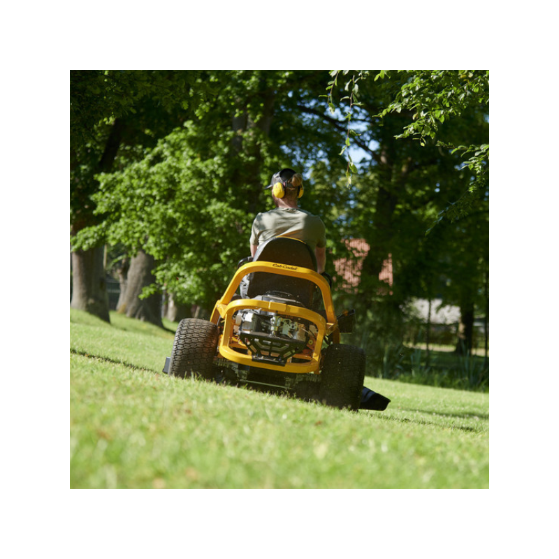 Tondeuse Zero-turn Cub Cadet XZ5 L107 Ultima coupe 107cm, moteur 679 cm³
