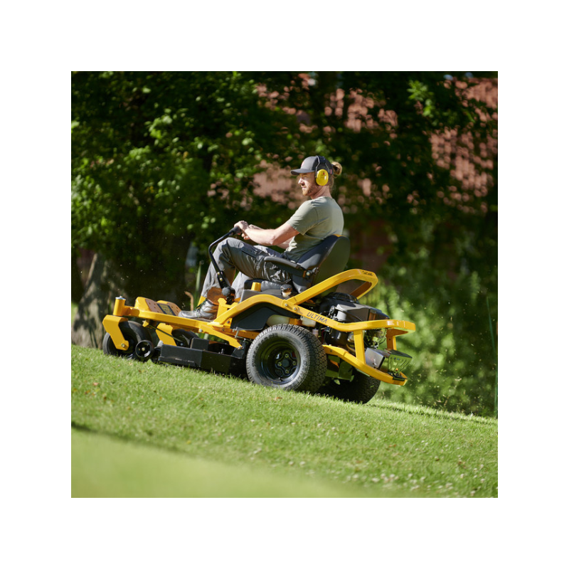 Tondeuse Zero-turn Cub Cadet XZ5 L107 Ultima coupe 107cm, moteur 679 cm³