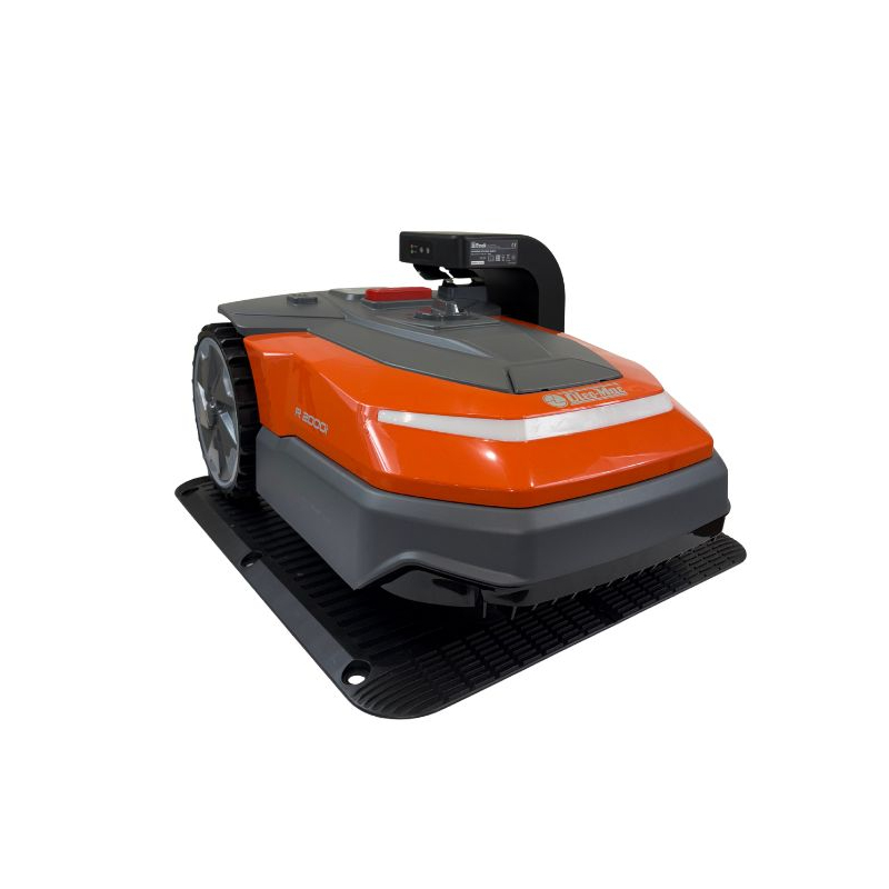 Robot tondeuse Oleo Mac R2000i - Jusqu'à 2000m²