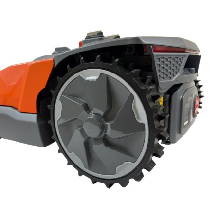 Robot tondeuse Oleo Mac R1000i - Jusqu'à 1000m² Robot tondeuse Oleo Mac R1000i - Jusqu'à 1000m²