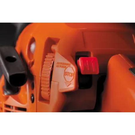 Tronçonneuse Husqvarna 135 Mark II, guide chaine 40 cm, moteur 38cm3 Tronçonneuse Husqvarna 135 Mark II, guide chaine 40 cm, moteur 38cm3