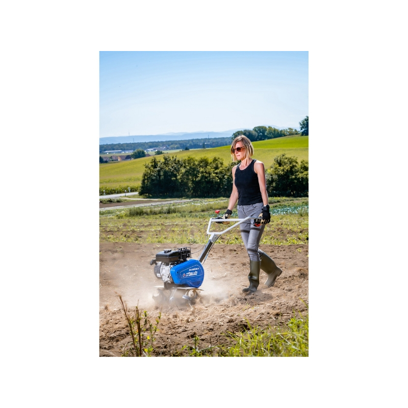 Motobineuse Staub Maxibeche K, largeur de travail  22 à 45 cm, moteur 80 cm3