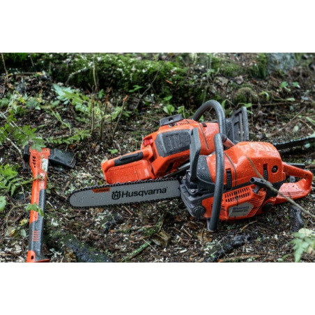 Tronçonneuse Husqvarna 550XP Mark II guide chaine 45cm , moteur 50cm³