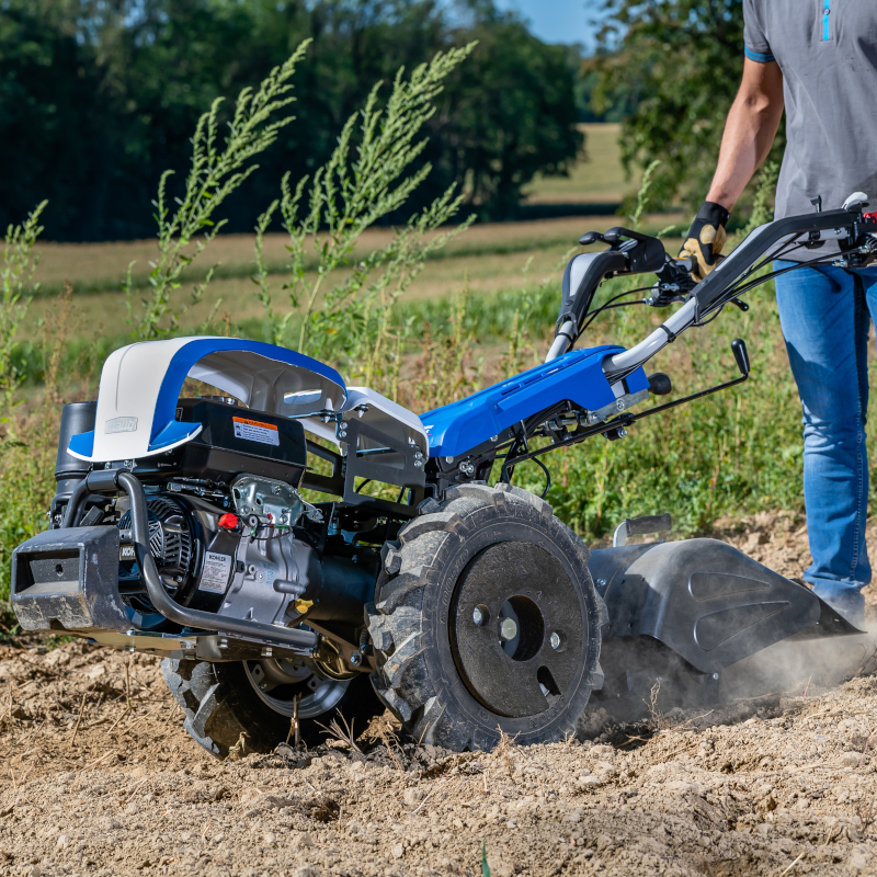 Motoculteur Staub Rancher K1050S, largeur de travail de 70cm, moteur 277 cm3