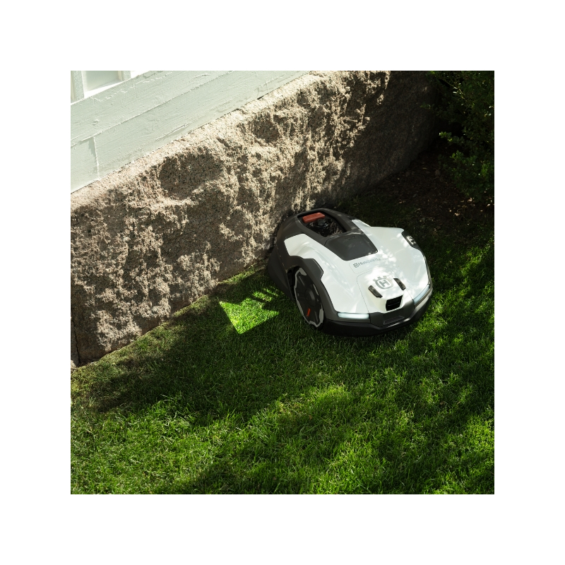 Robot tondeuse sans fil Husqvarna Automower 410VE NERA - Surface 1500m²