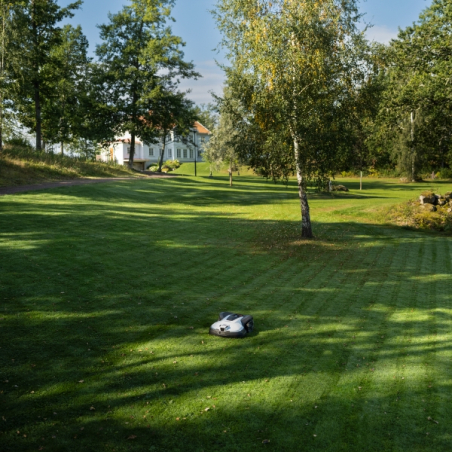 Robot tondeuse Automower Husqvarna 430V NERA - Surface 4800m²