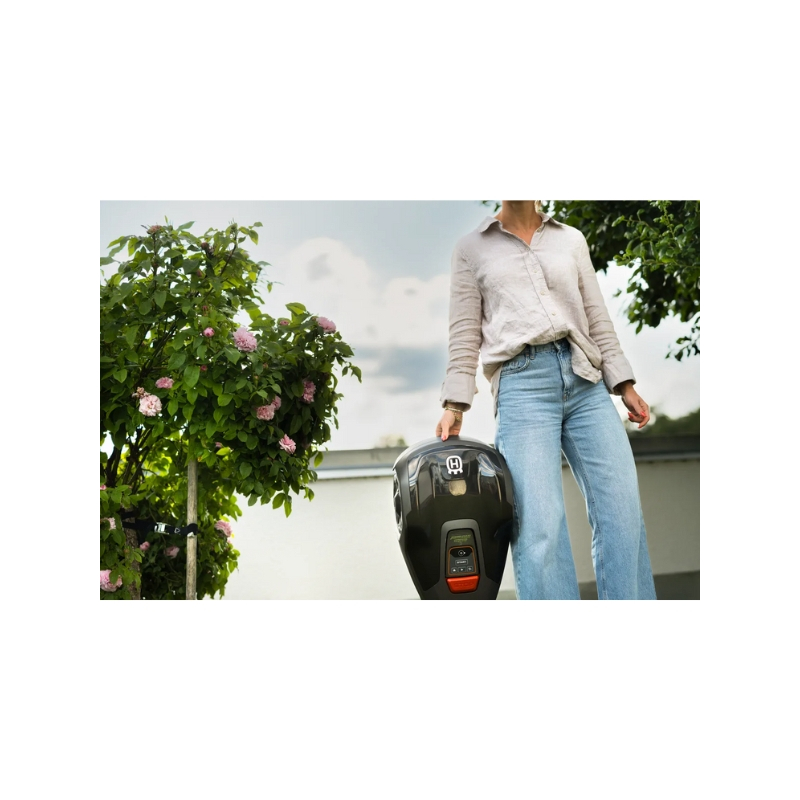 Robot tondeuse Husqvarna R4 Aspire Automower - Jusqu'à 400 m²