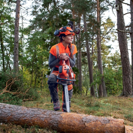 Tronçonneuse Husqvarna 550XP Mark II guide chaine 45cm , moteur 50cm³