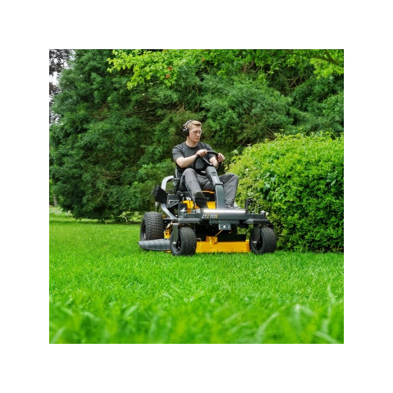 Tondeuse Zero-turn Cub Cadet Z2 117S Ultima - Coupe 117 cm - Moteur 726cm³