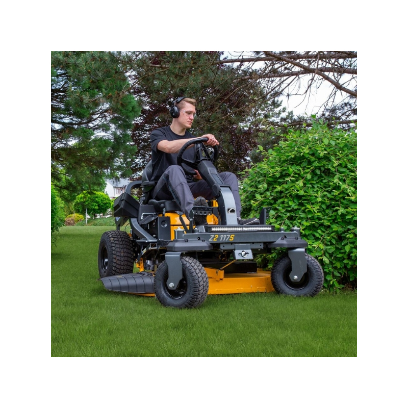 Tondeuse Zero-turn Cub Cadet Z2 117S Ultima - Coupe 117 cm - Moteur 726cm³