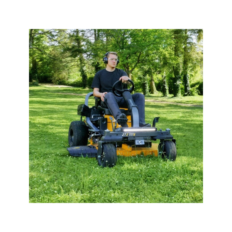 Tondeuse Zero-turn Cub Cadet Z2 117S Ultima - Coupe 117 cm - Moteur 726cm³
