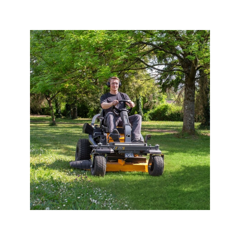 Tondeuse Zero-turn Cub Cadet Z2 117S Ultima - Coupe 117 cm - Moteur 726cm³
