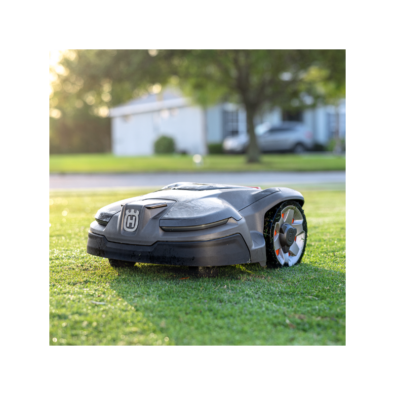 Robot tondeuse Automower Husqvarna 415X - Jusqu'à 1500m²