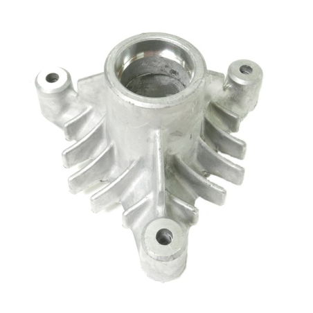 Palier support de lame droit autoportée Husqvarna / McCulloch - 532137152