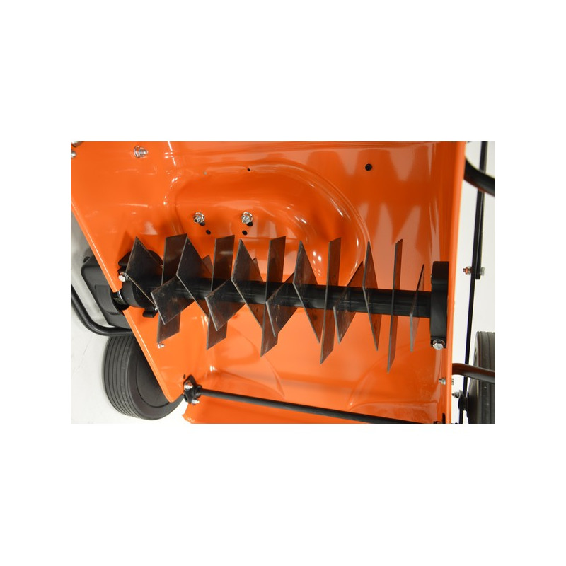 Scarificateur thermique Oleo-Mac SCA38R