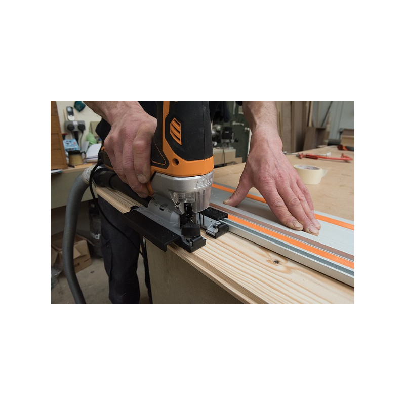 Scie sauteuse professionnelle à action pendulaire 750 W Triton