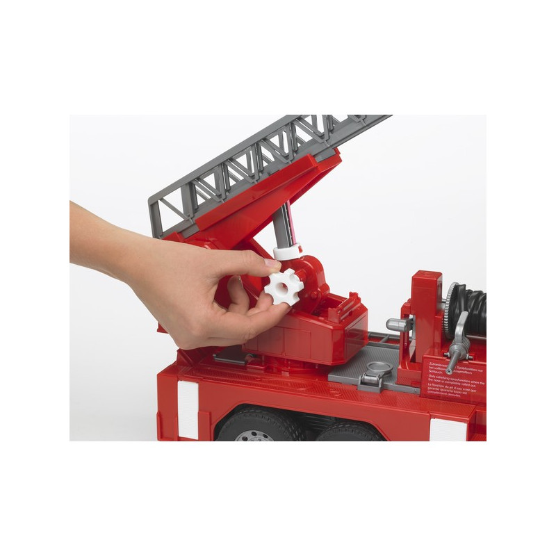 Jouet camion de pompier rouge MAN avec échelle pivotante