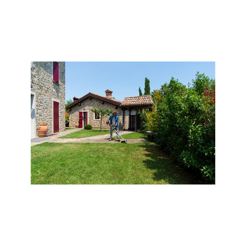 Débroussailleuse thermique Oleo Mac BCH250T