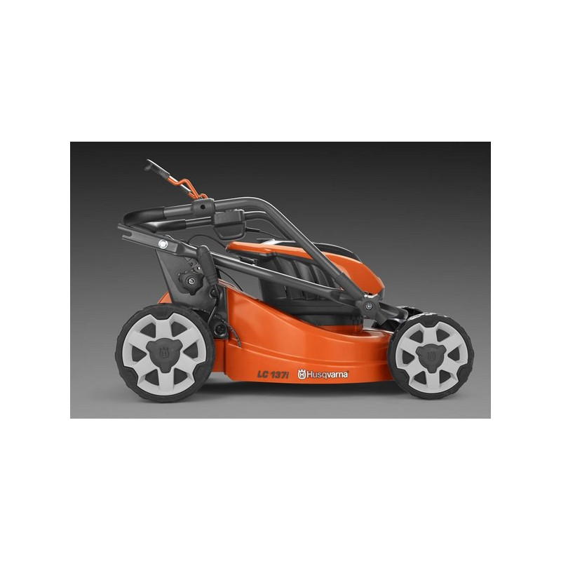 Tondeuse à batterie Husqvarna LC137i nue