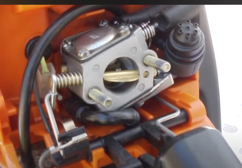 Changer carburateur de tronçonneuse Changer carburateur de tronçonneuse